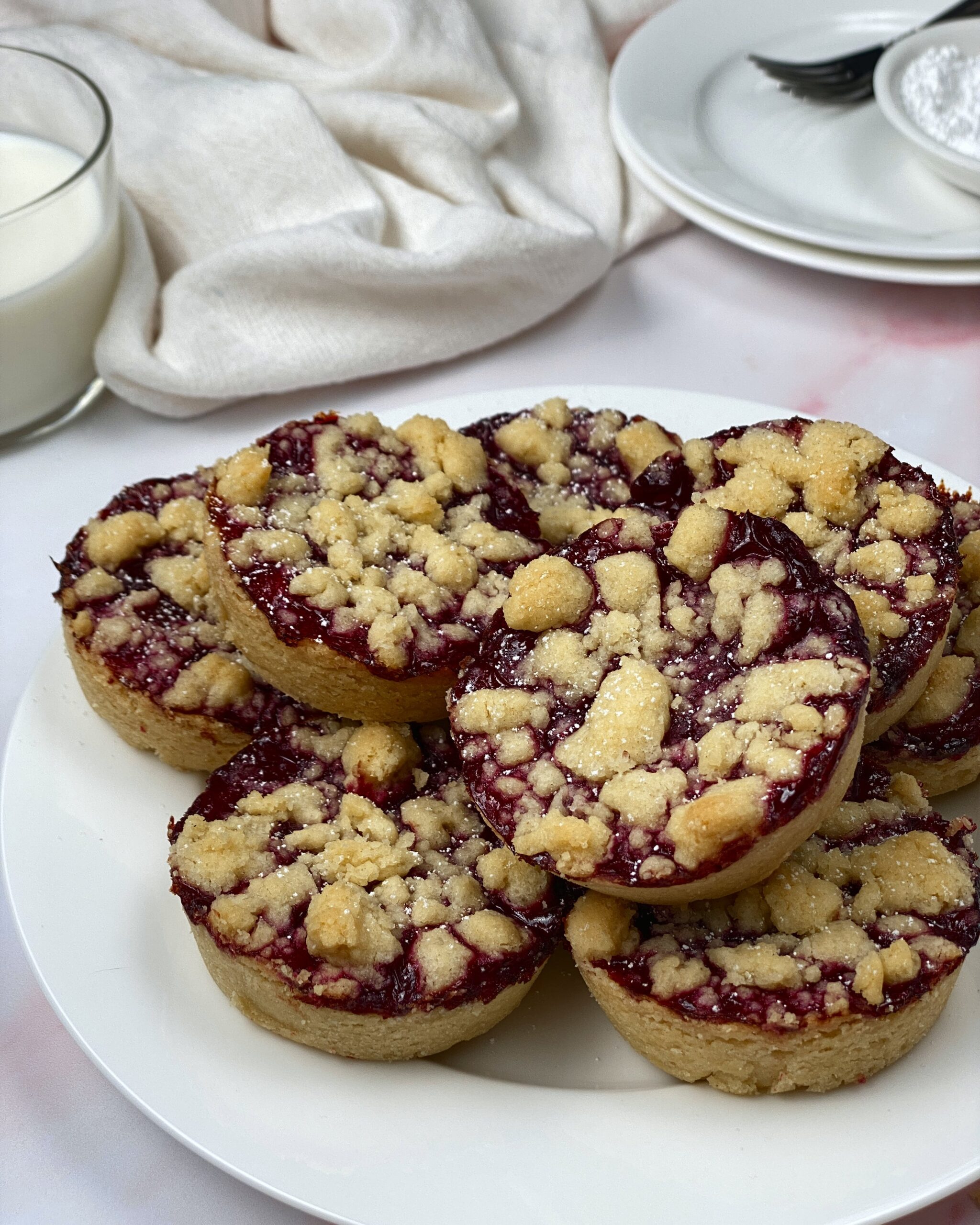 Close-up Raspberry Crumble Cookies
